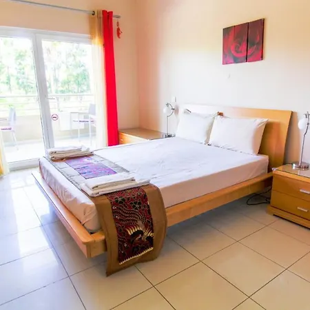 #141 Quinta Da Barracuda C02 Flat By Holidays * Албуфейра