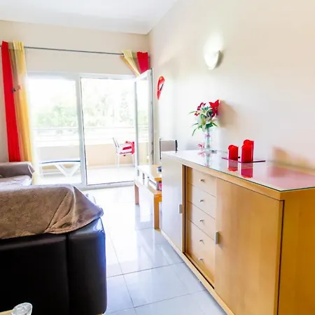 #141 Quinta Da Barracuda C02 Flat By Holidays * Albufeira